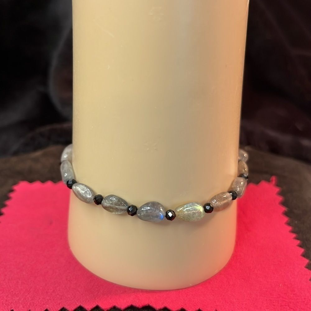 Labradorite & Black Spinel Sterling Silver Bracelet 7.25”